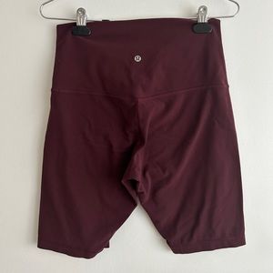 Lululemon align super high rise shorts 10’’. Minor pilling between legs. Size 10